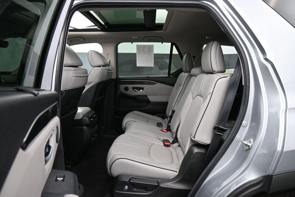 used 2024 Honda Pilot car, priced at $45,500