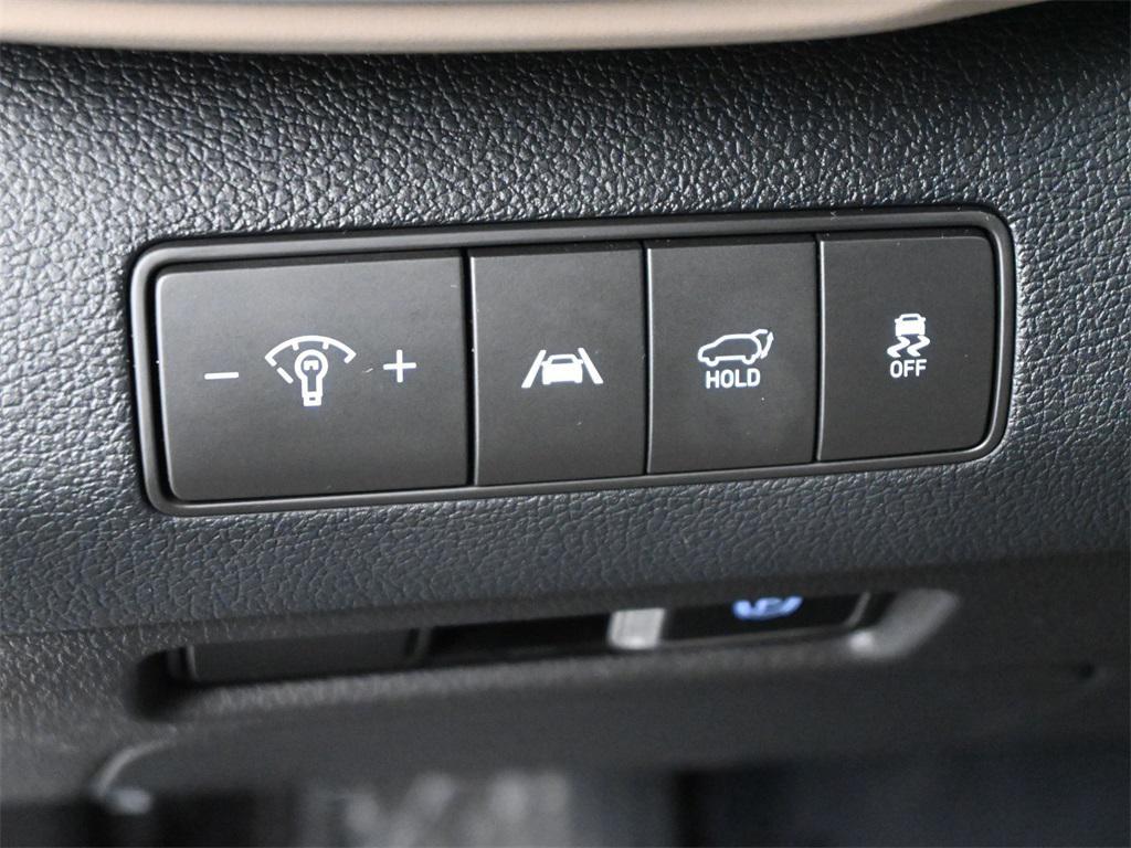 used 2023 Hyundai Santa Fe car, priced at $25,500