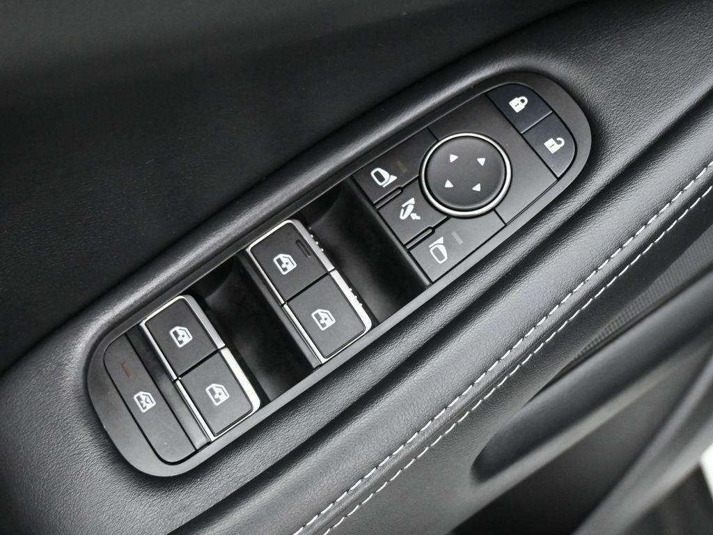 used 2025 INFINITI QX60 car, priced at $40,000
