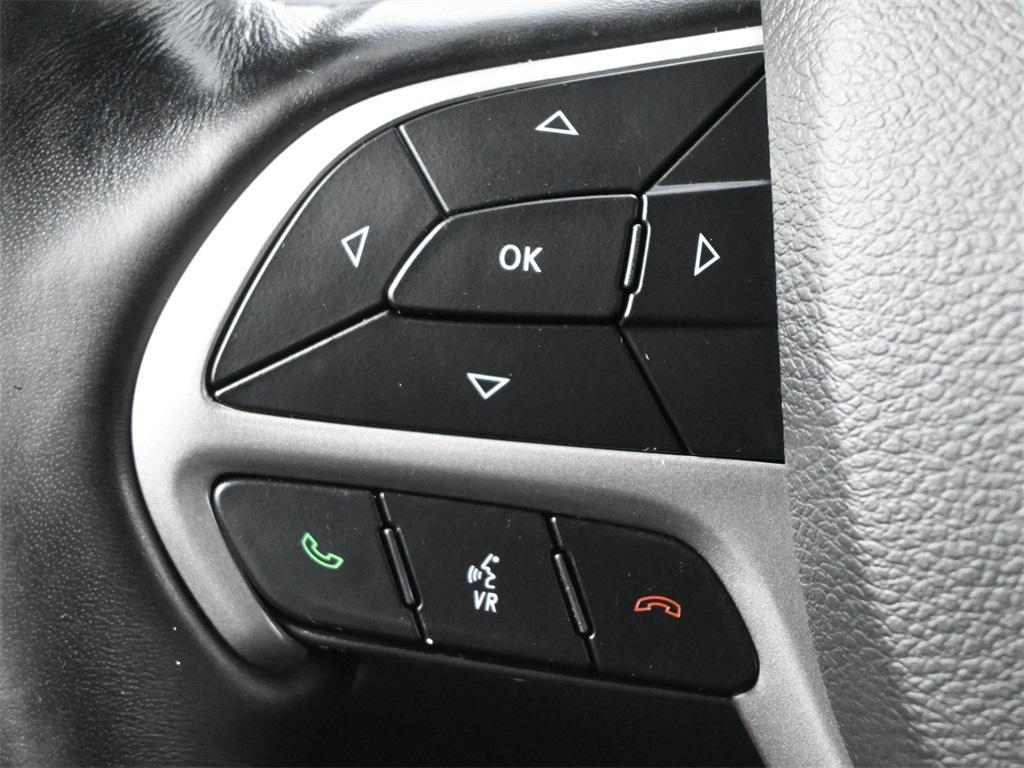 used 2022 Jeep Grand Cherokee car, priced at $23,750