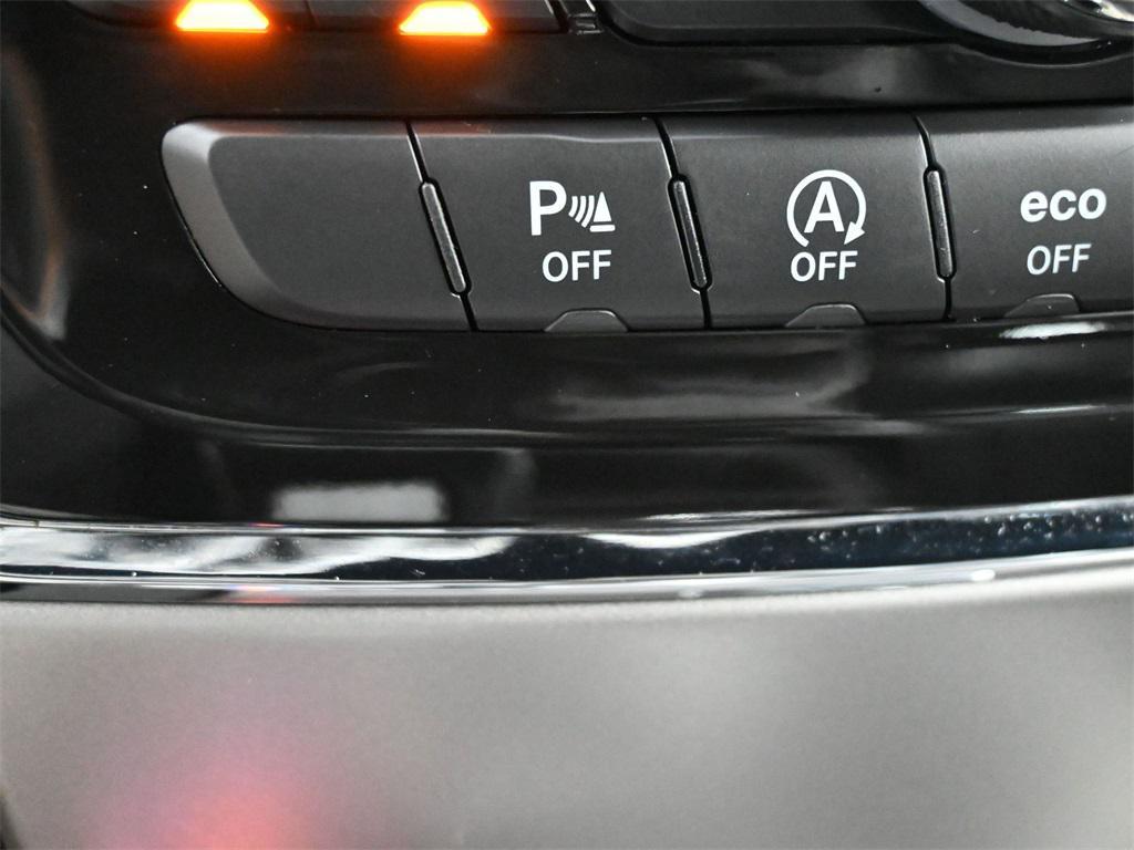 used 2022 Jeep Grand Cherokee car, priced at $23,750