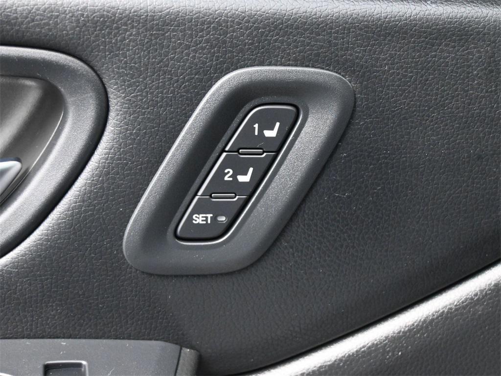 used 2025 Honda Pilot car, priced at $44,500