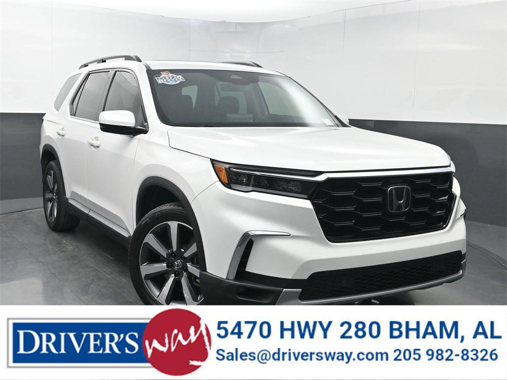used 2025 Honda Pilot car, priced at $44,500