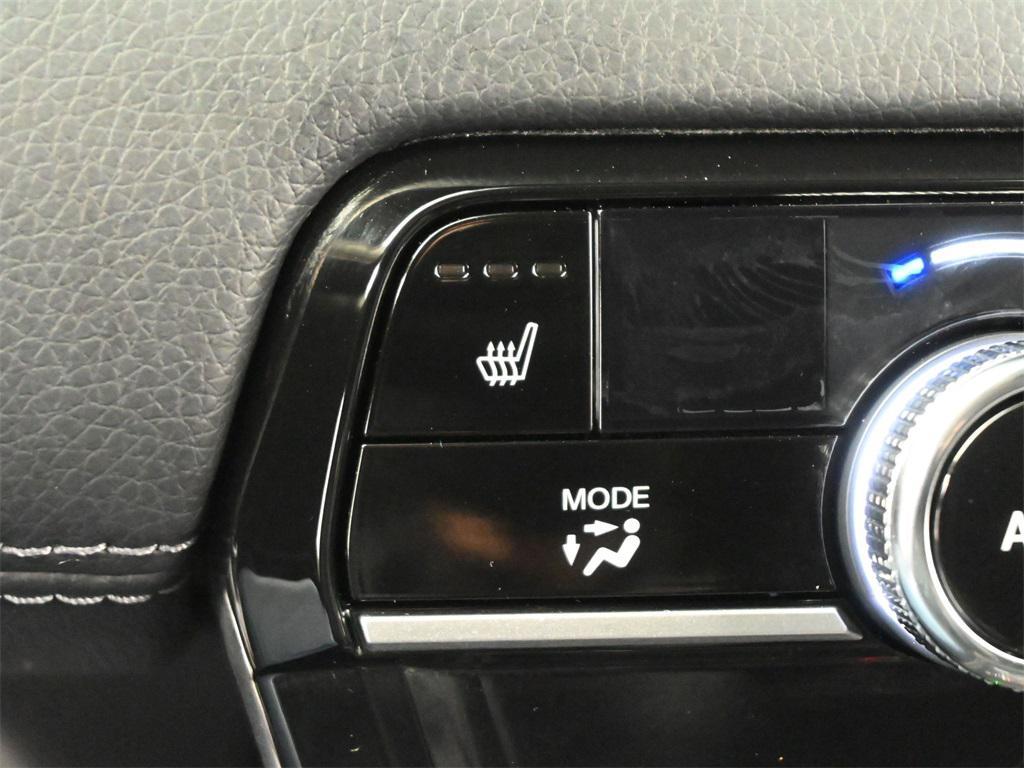 used 2025 Honda Pilot car, priced at $44,500