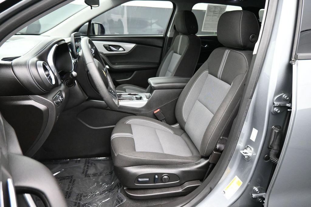 used 2024 Chevrolet Blazer car, priced at $29,250