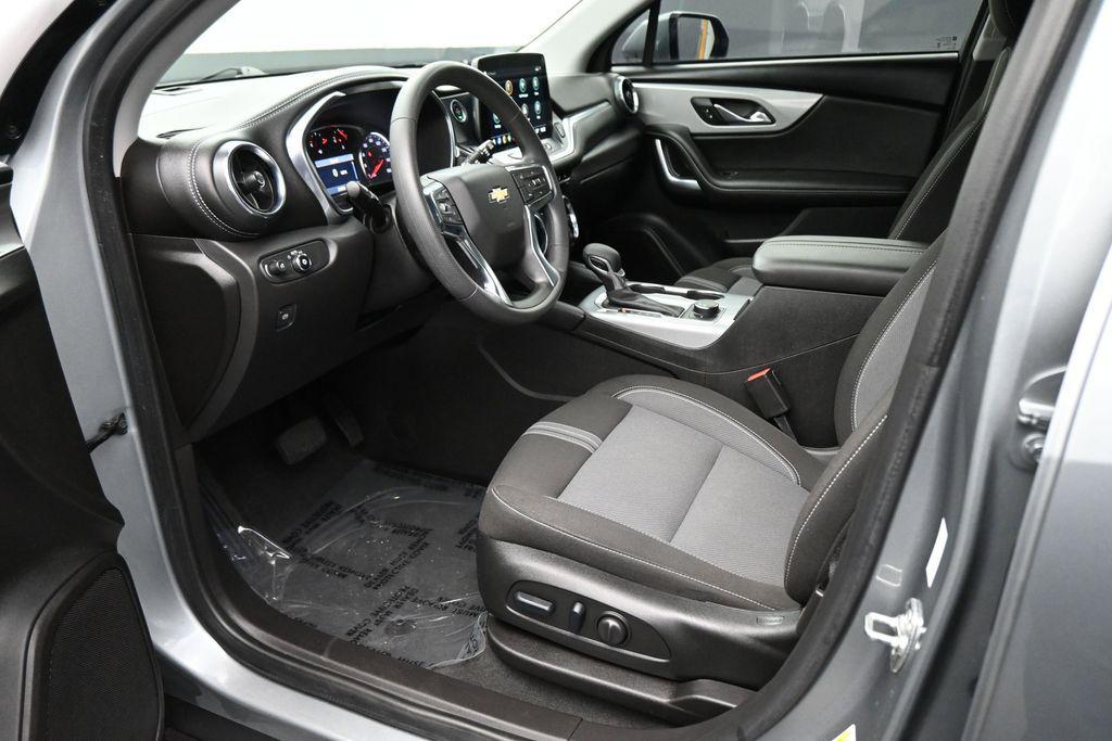 used 2024 Chevrolet Blazer car, priced at $29,250