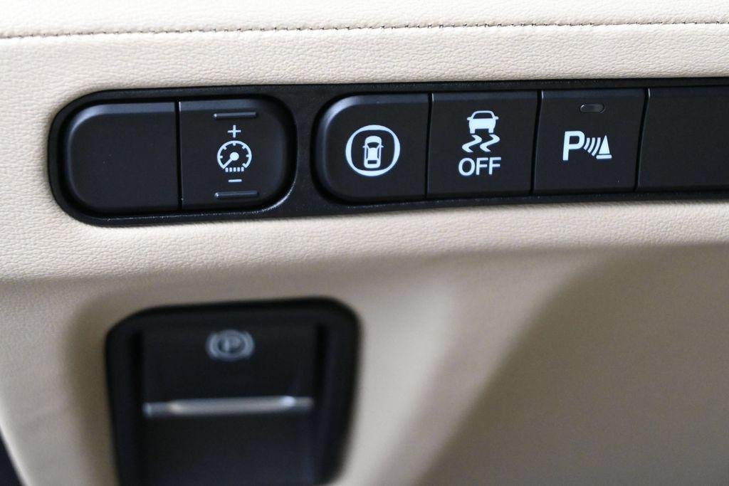 used 2022 Acura MDX car, priced at $35,000