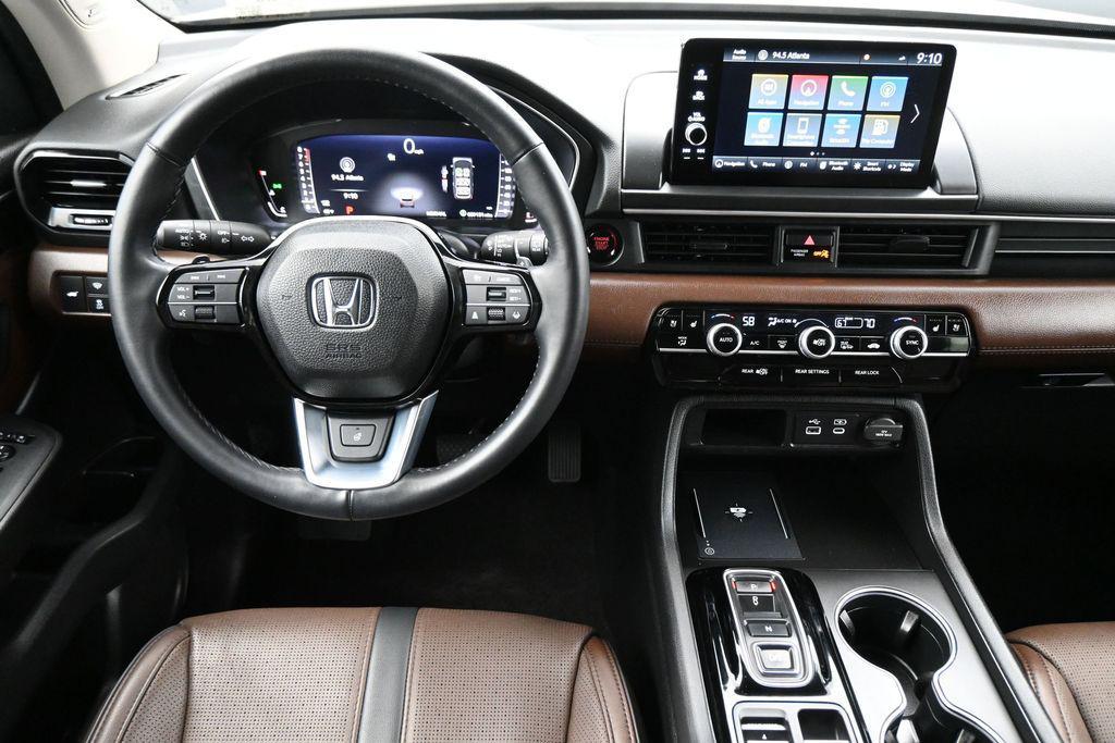 used 2024 Honda Pilot car, priced at $42,750
