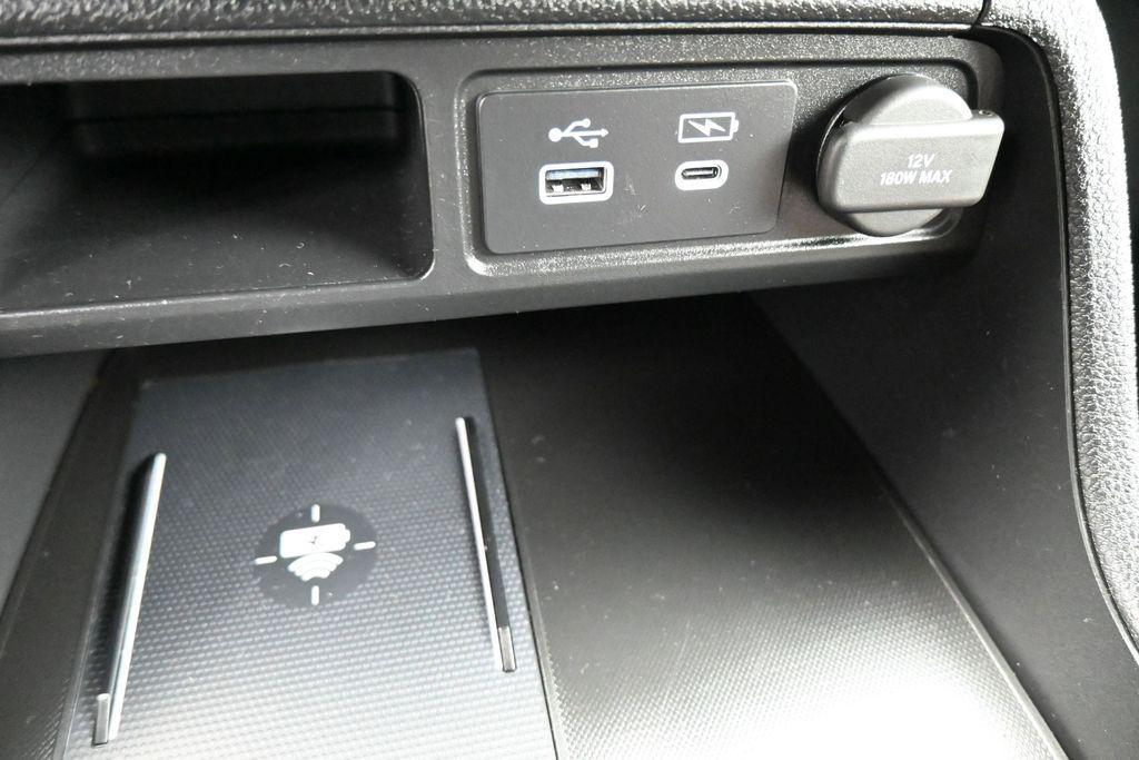 used 2024 Honda Pilot car, priced at $42,750
