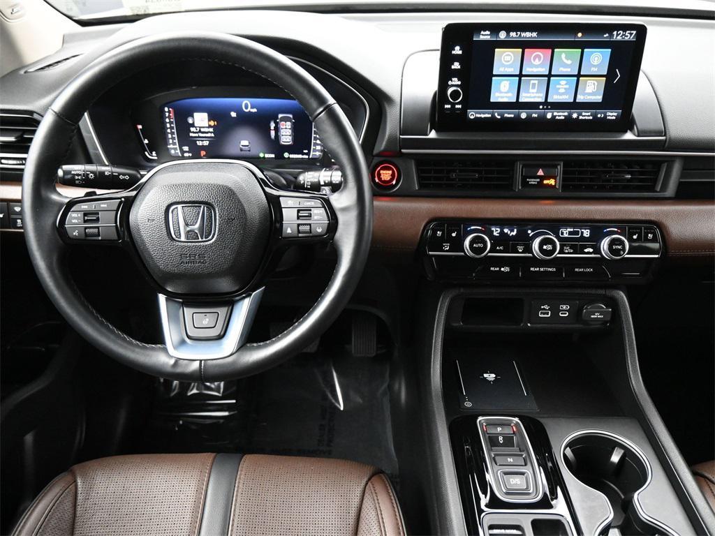 used 2024 Honda Pilot car, priced at $40,750