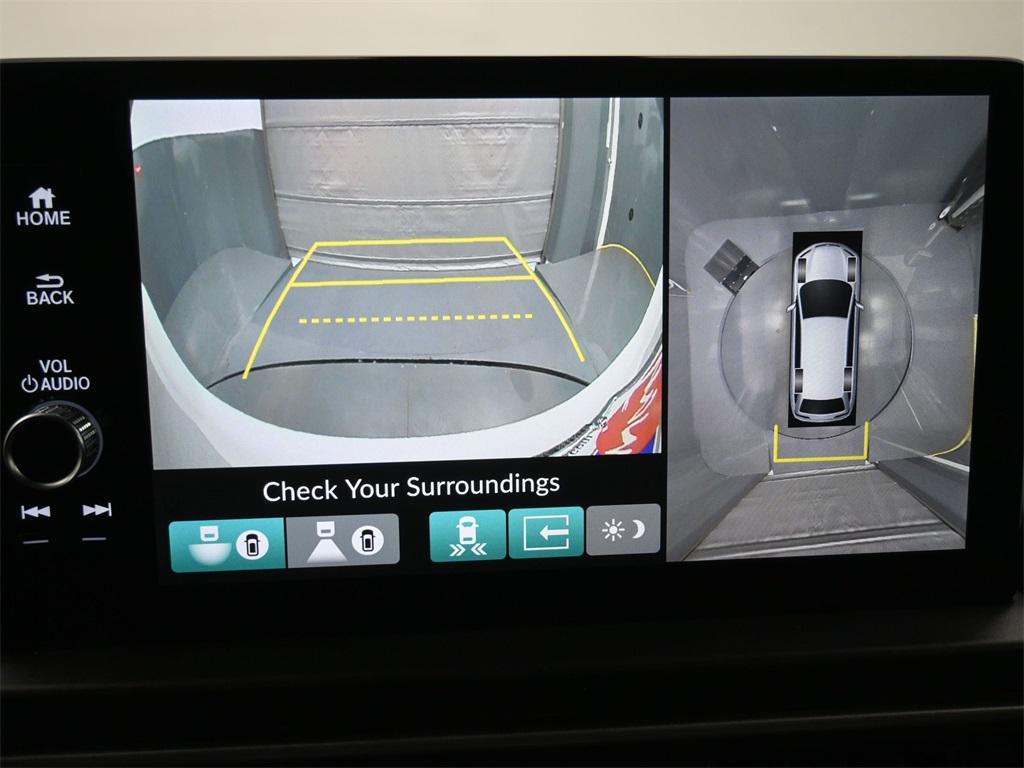 used 2024 Honda Pilot car, priced at $40,750