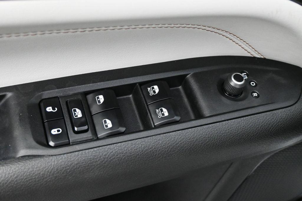 used 2023 Jeep Compass car, priced at $25,000