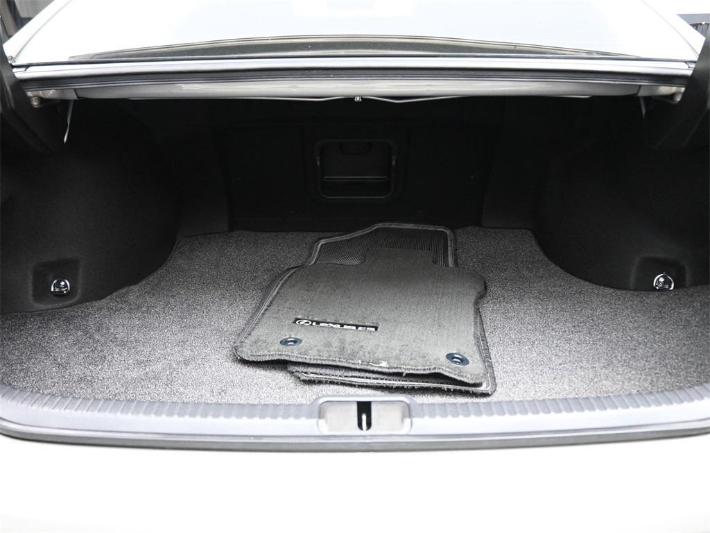 used 2021 Lexus ES 300h car, priced at $31,500