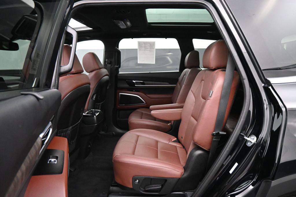 used 2024 Kia Telluride car, priced at $40,500
