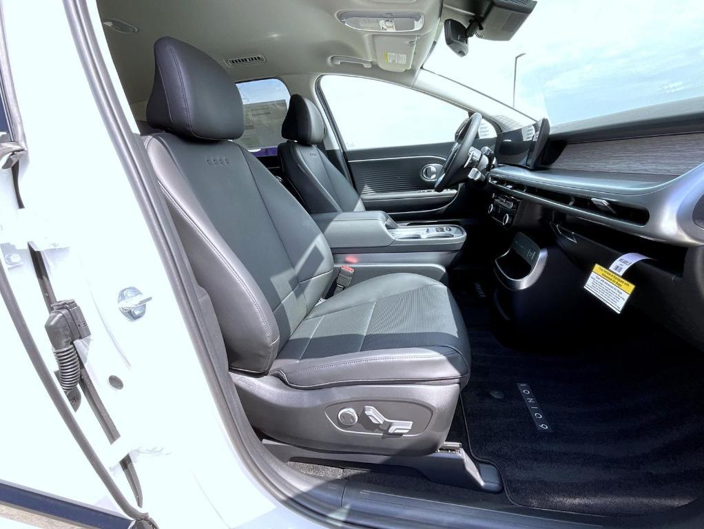 new 2026 Hyundai IONIQ 9 car, priced at $60,119
