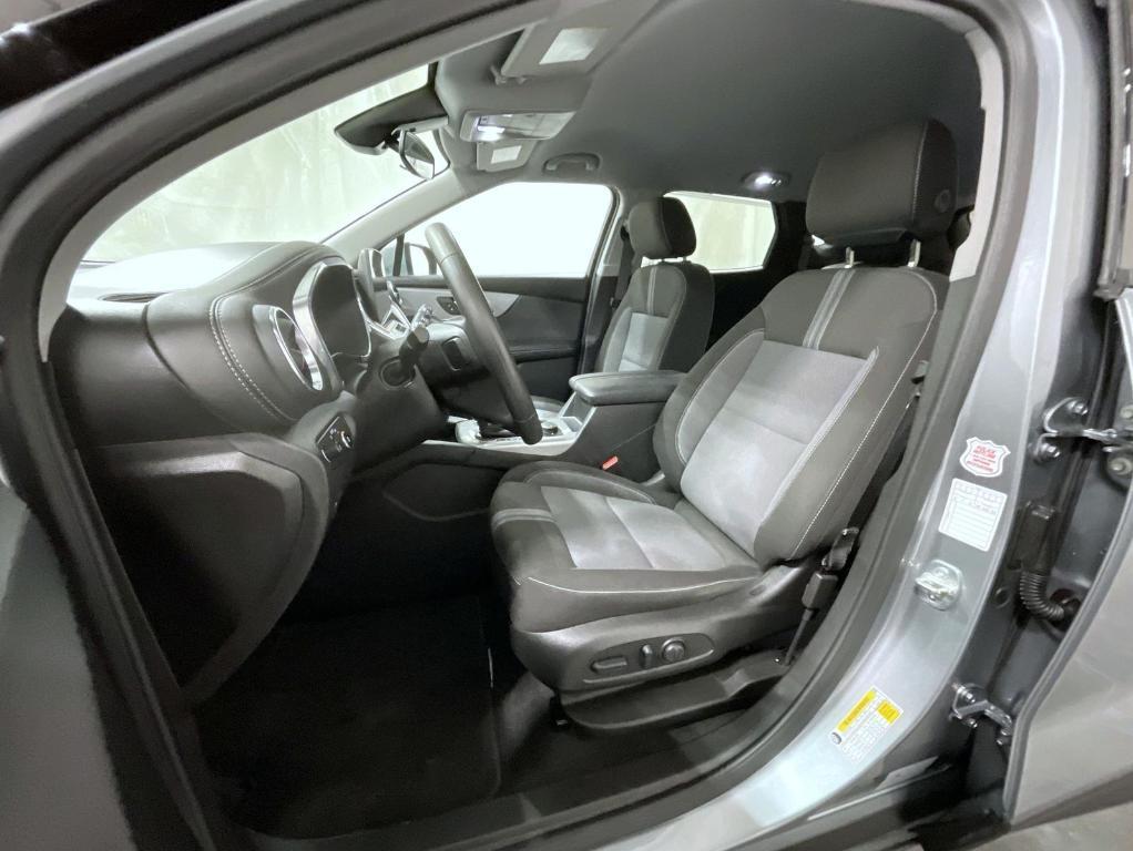used 2025 Chevrolet Blazer car, priced at $29,333