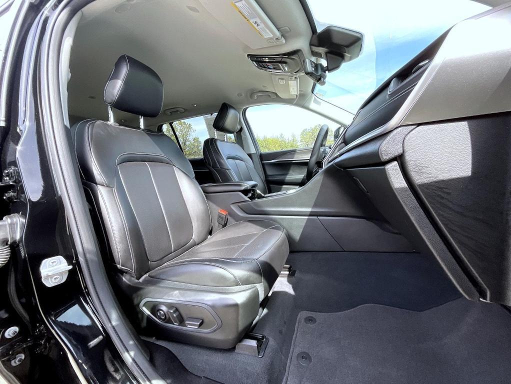 used 2023 Jeep Grand Cherokee L car, priced at $34,700