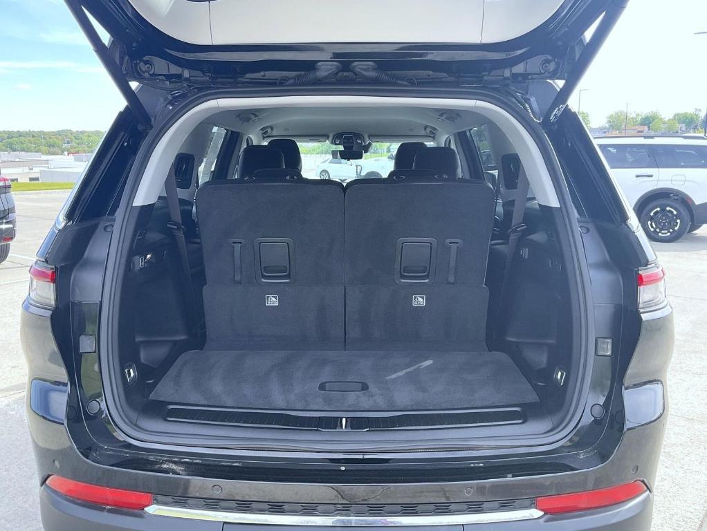 used 2023 Jeep Grand Cherokee L car, priced at $34,700