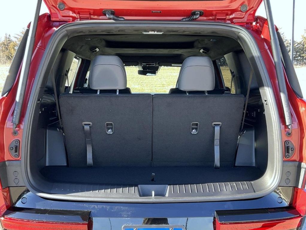 new 2026 Hyundai SANTA FE HEV car, priced at $48,274