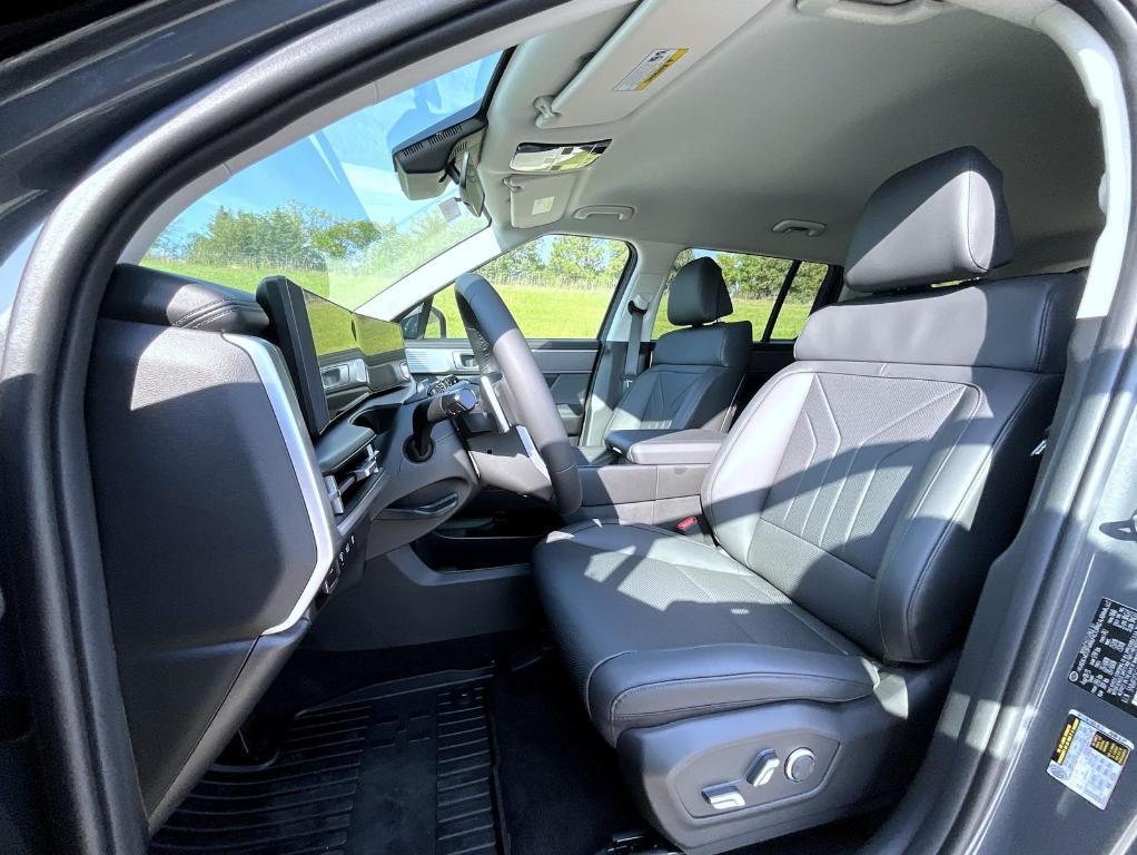 new 2026 Hyundai SANTA FE HEV car, priced at $38,024