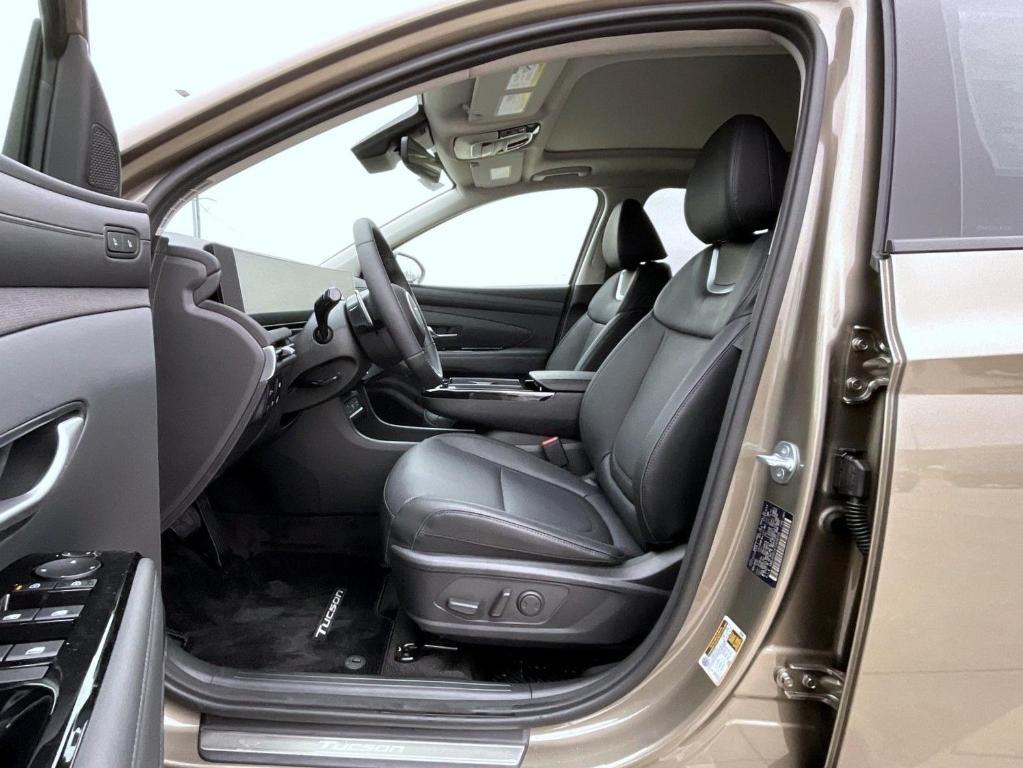 new 2026 Hyundai TUCSON Hybrid car, priced at $40,244
