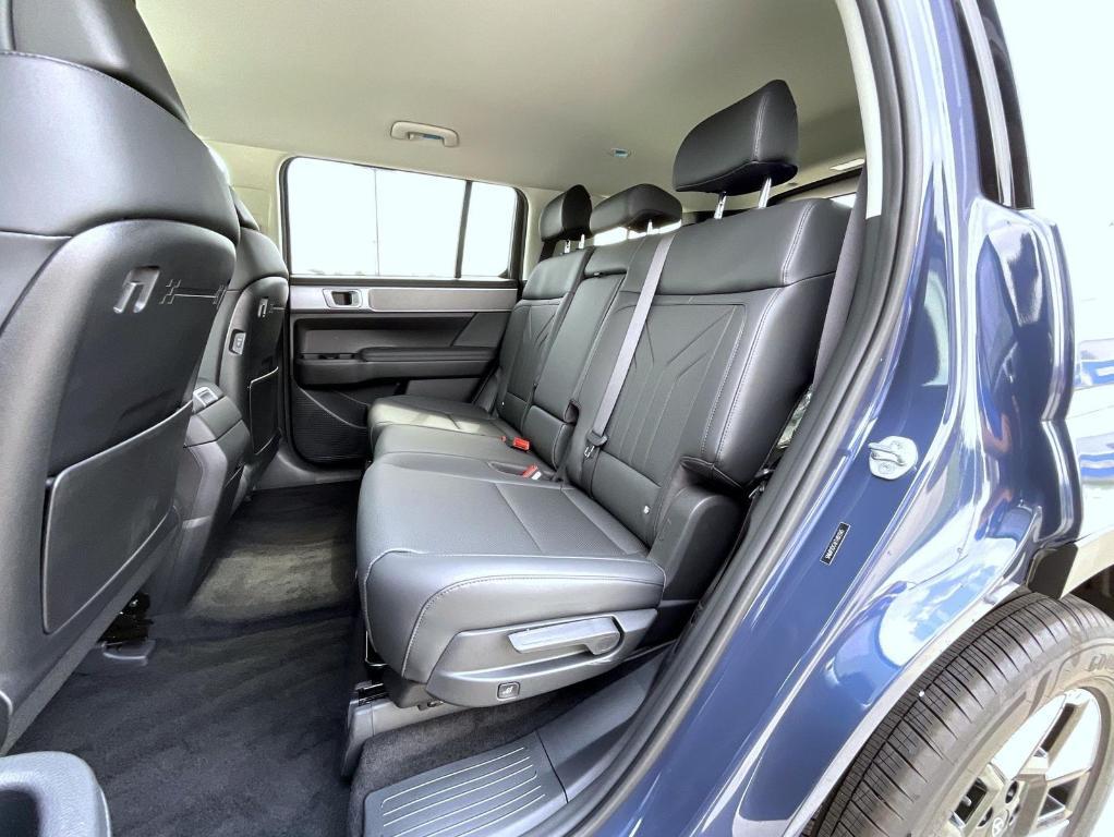 new 2026 Hyundai SANTA FE HEV car, priced at $38,099