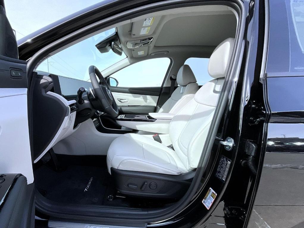 new 2026 Hyundai TUCSON Hybrid car, priced at $40,079
