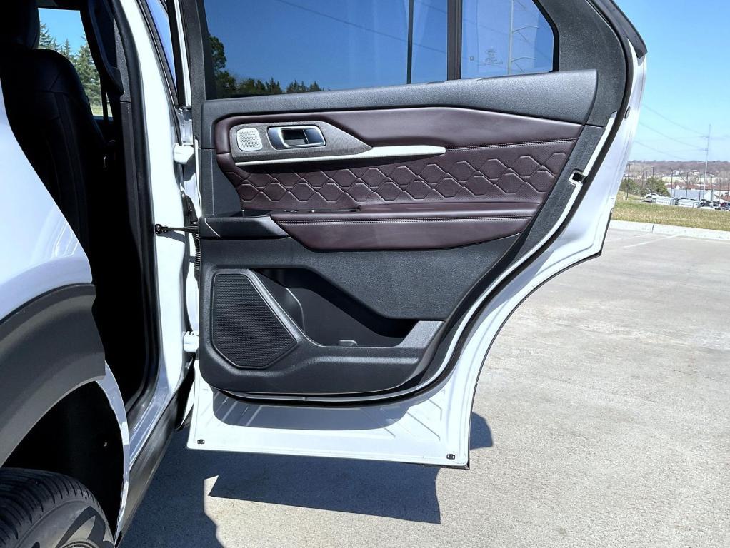 used 2025 Ford Explorer car, priced at $43,999