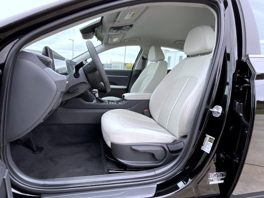 used 2025 Hyundai Sonata car, priced at $23,655