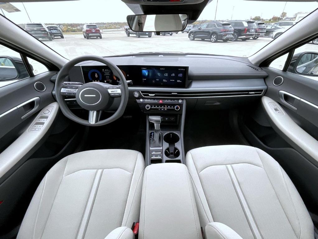 used 2025 Hyundai Sonata car, priced at $23,655