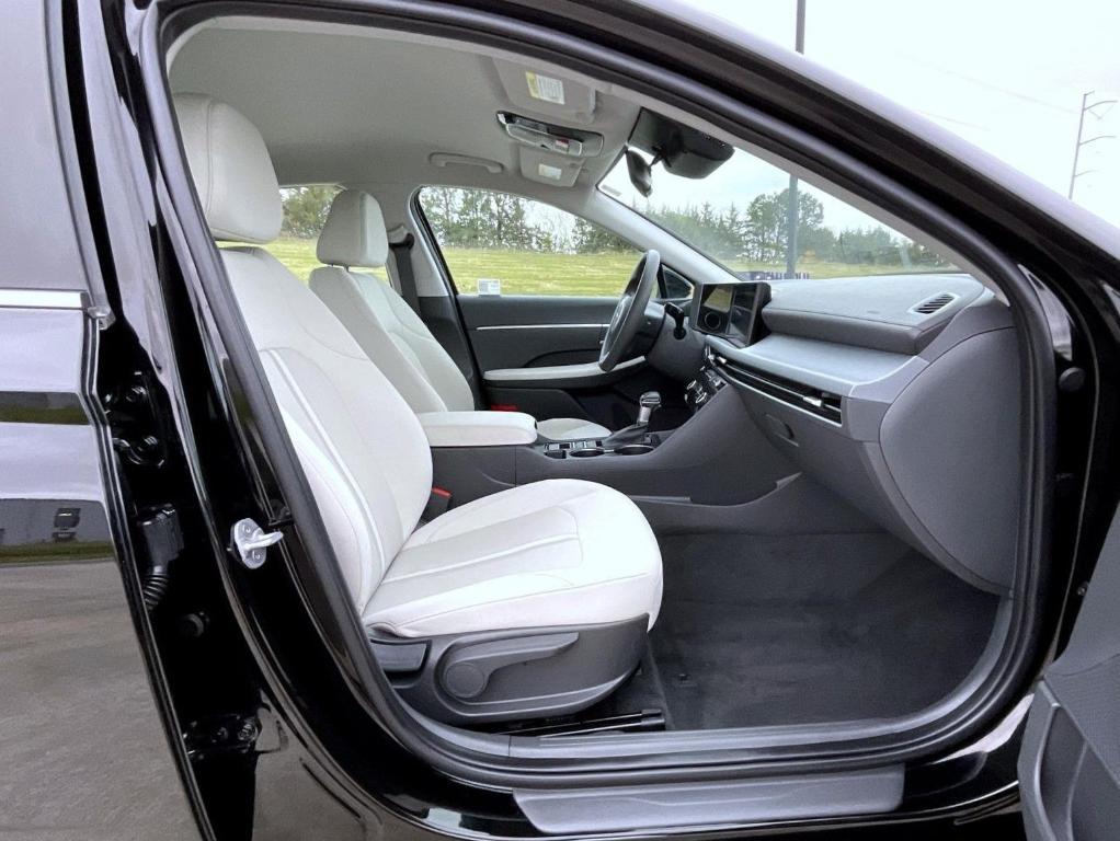 used 2025 Hyundai Sonata car, priced at $23,655
