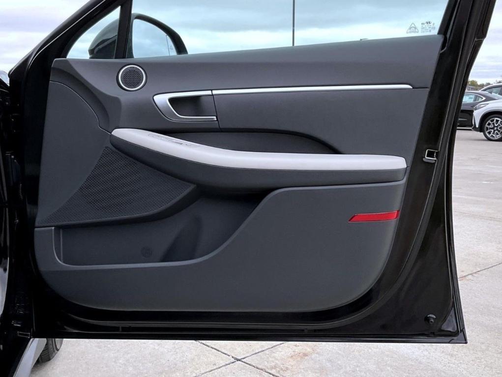 used 2025 Hyundai Sonata car, priced at $23,655