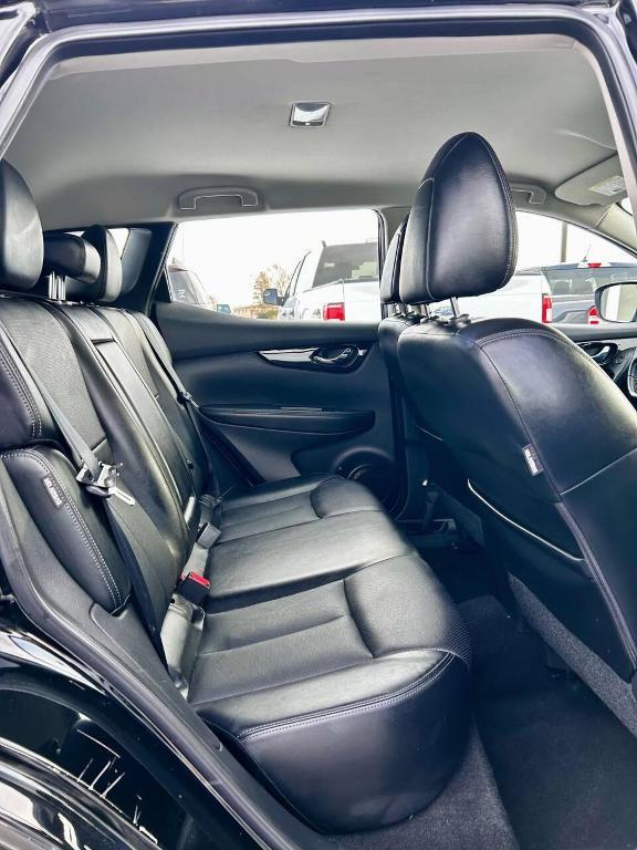 used 2022 Nissan Rogue Sport car, priced at $21,950