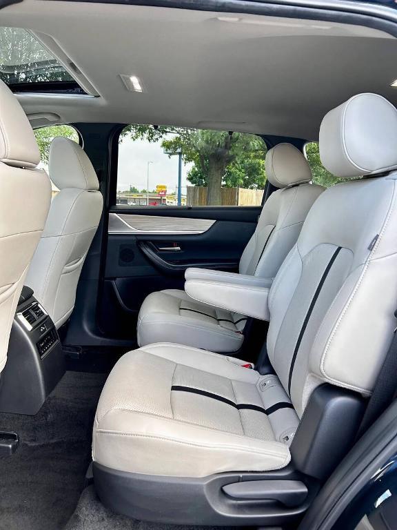 used 2024 Mazda CX-90 car, priced at $27,500