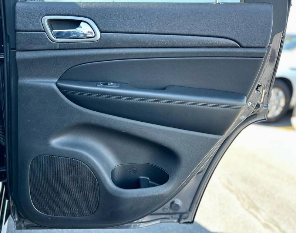 used 2018 Jeep Grand Cherokee car, priced at $15,500