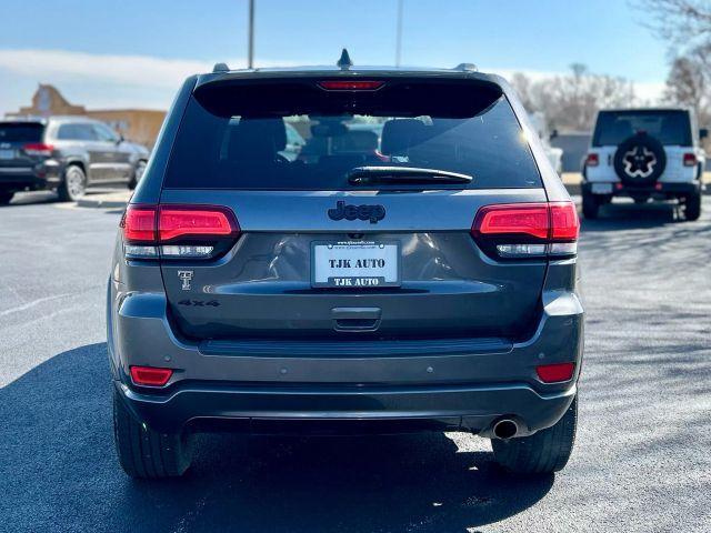 used 2018 Jeep Grand Cherokee car, priced at $15,500