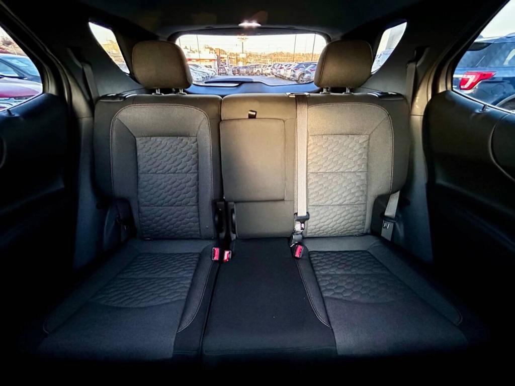 used 2021 Chevrolet Equinox car, priced at $17,500