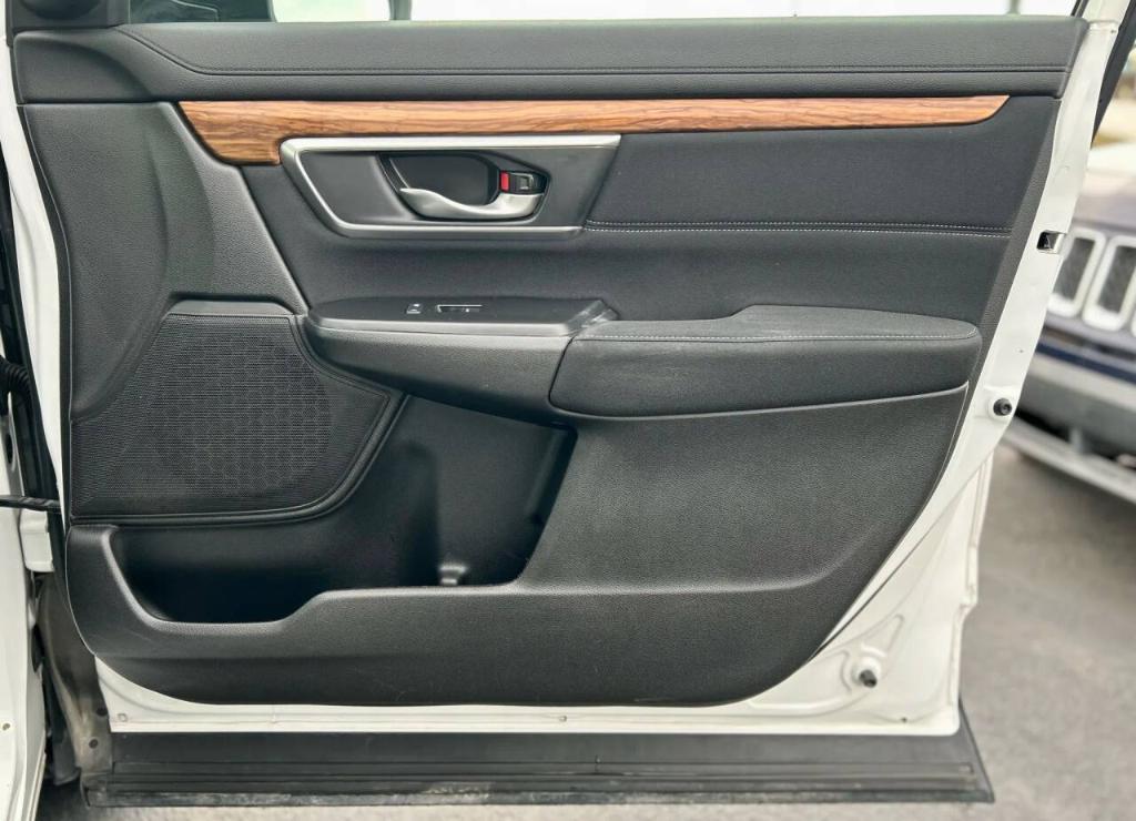 used 2019 Honda CR-V car, priced at $21,950