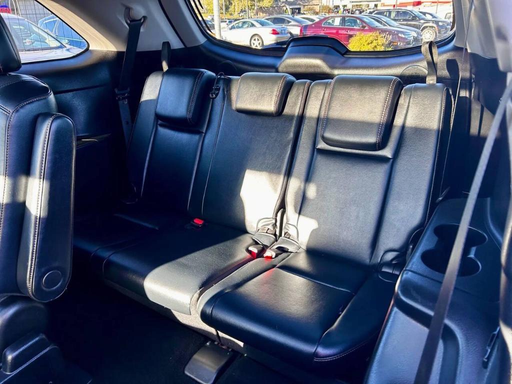 used 2018 Toyota Highlander car, priced at $28,500