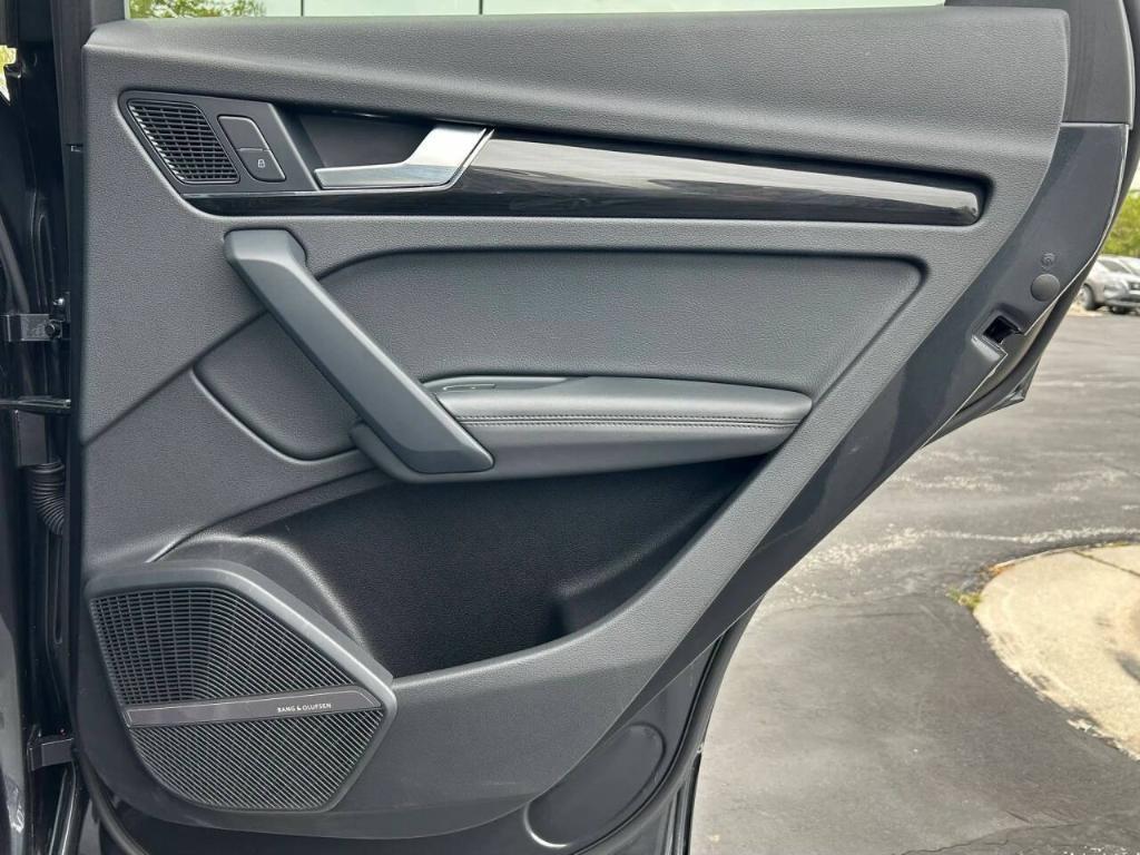 used 2020 Audi Q5 e car, priced at $24,500