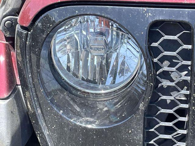 used 2021 Jeep Gladiator car, priced at $30,616