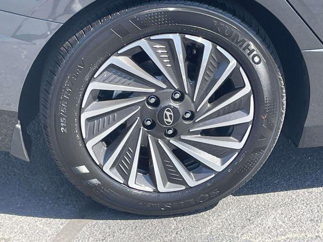 new 2026 Hyundai Sonata Hybrid car, priced at $40,730