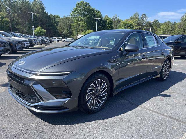 new 2026 Hyundai Sonata Hybrid car, priced at $40,730