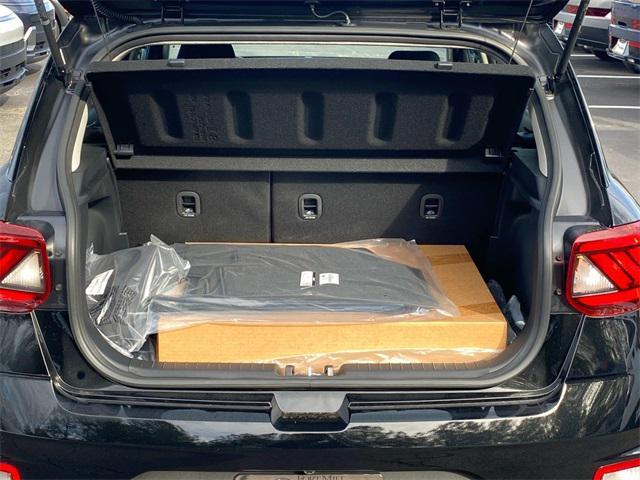 new 2026 Hyundai Venue car, priced at $25,220