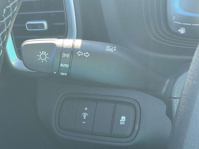 new 2026 Hyundai Venue car, priced at $25,220