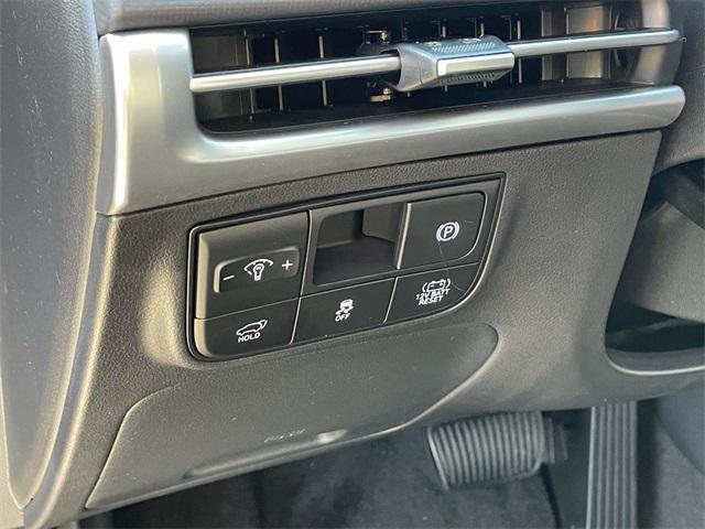 new 2026 Hyundai TUCSON Hybrid car, priced at $36,305