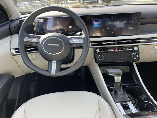 new 2026 Hyundai Tucson car, priced at $33,195