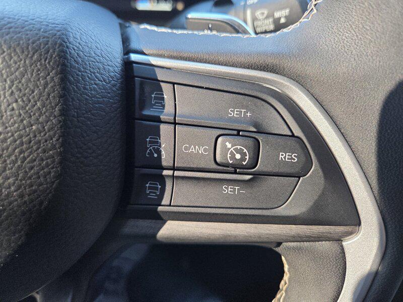 used 2024 Jeep Grand Cherokee L car, priced at $35,995