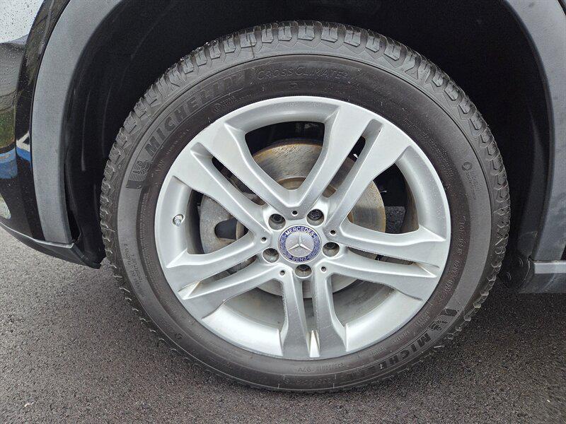 used 2017 Mercedes-Benz GLA 250 car, priced at $15,995