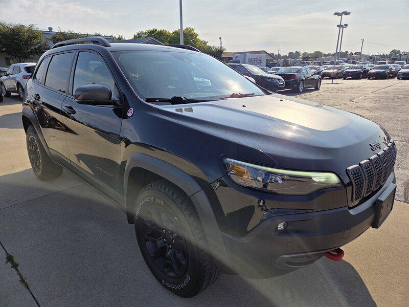 used 2019 Jeep Cherokee car, priced at $16,800